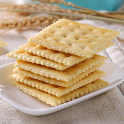 edo pack苏打饼干养胃孕妇芝麻梳打咸味送礼整箱散装多口味零食品